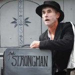 Bash Street Theatre - THE STRONGMAN
